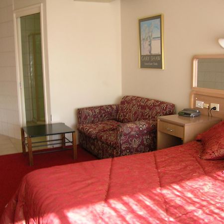 Peninsula Motor Inn Tyabb Dış mekan fotoğraf