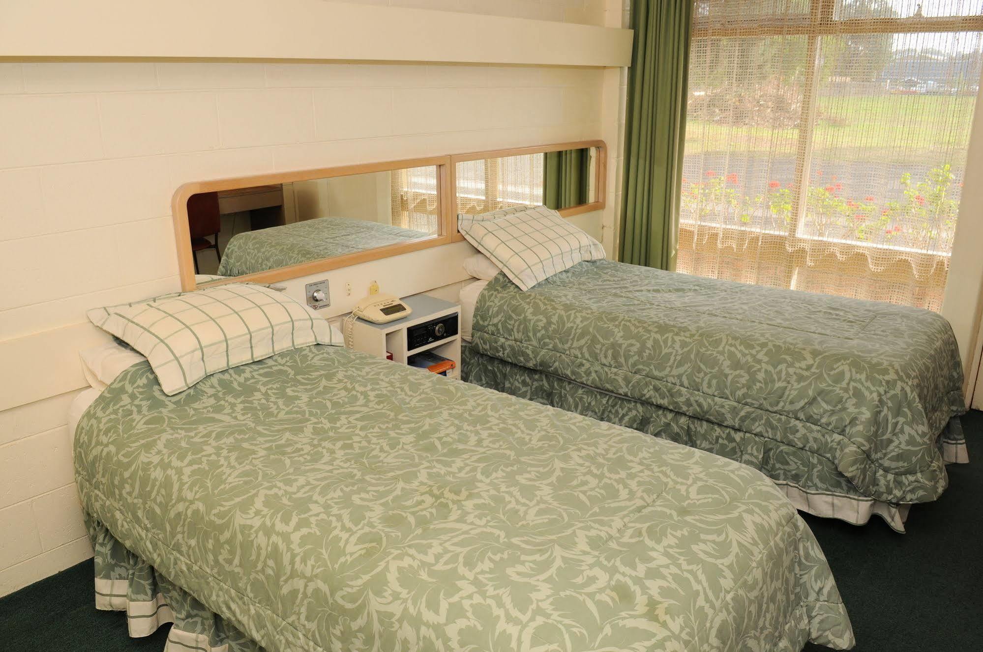 Peninsula Motor Inn Tyabb Dış mekan fotoğraf